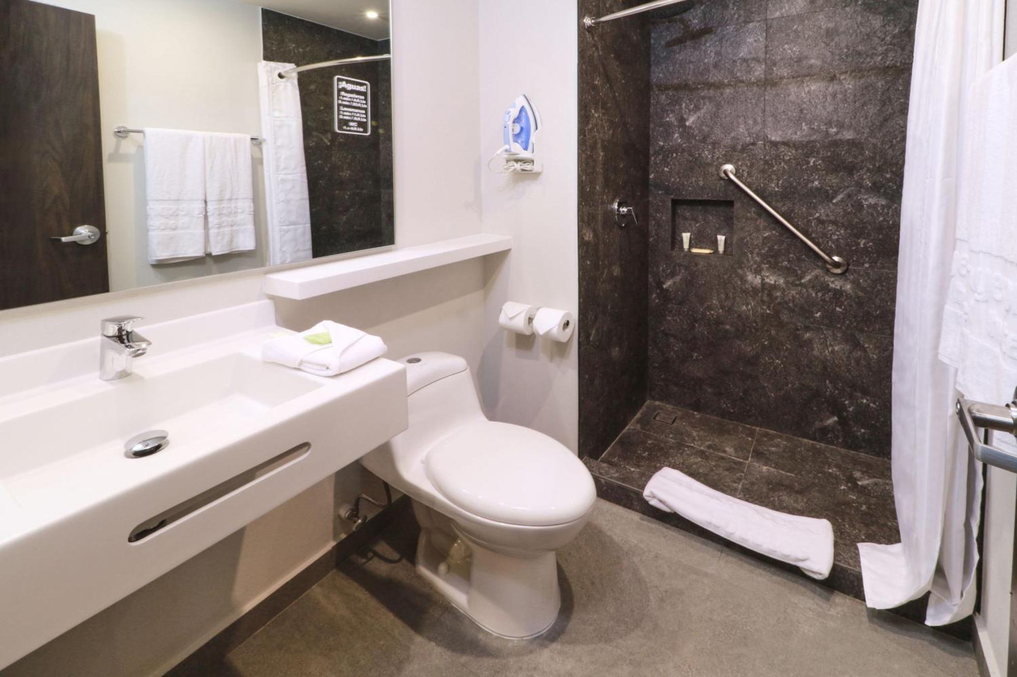 City Express By Marriott Monterrey Universidad Εξωτερικό φωτογραφία
